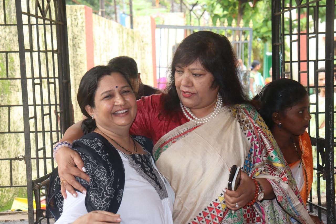 With jnpt admin head manisha chavhan