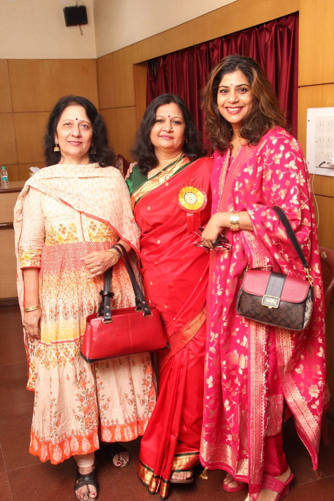With producer vaijayanti vinay apte and actress aditi sarangdhar